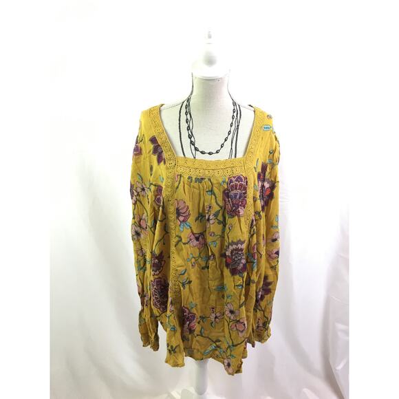 St. John's Bay Blouse Yellow Floral Medium - Picture 1 of 14